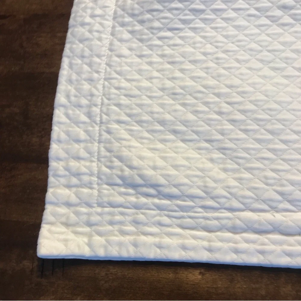 Restoration Hardware Vintage-Washed Diamond Matelasse Standard pillow sham White